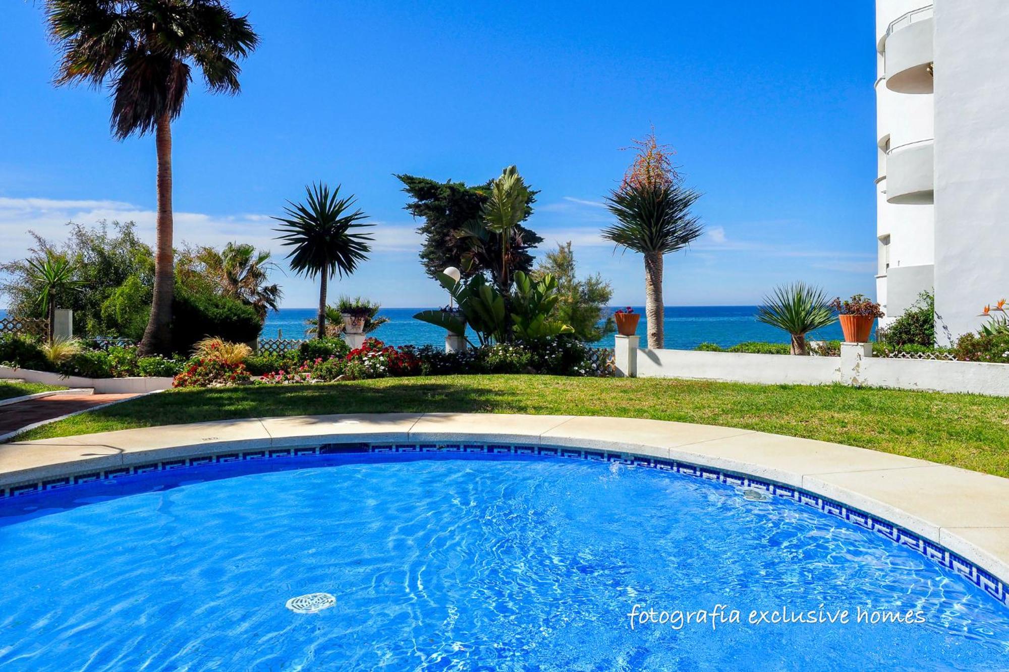 Md001 Precioso Apartamento En Primera Linea De Playa Sitio de Calahonda Екстериор снимка